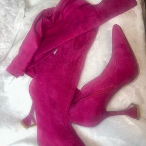 Chic Magenta Heeled Boots - suede hot pink